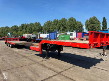 Semitrailer maskinbärare Nooteboom