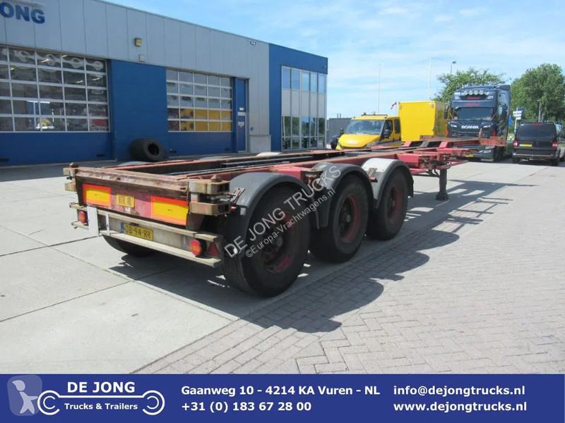 Semitrailer Renders Container Chassis /...