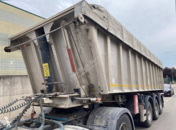 Semitrailer lastvagn bygg-anläggning Leciñena
