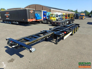 Semi remorque porte containers Kögel