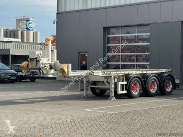 Semitrailer flak
