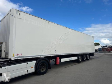 Semi remorque fourgon polyfond Krone