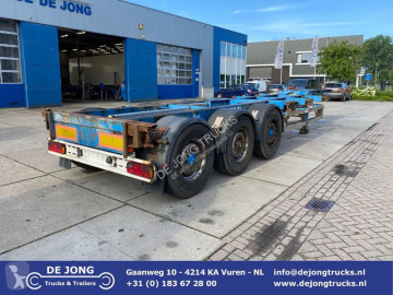 Semi remorque porte containers Renders
