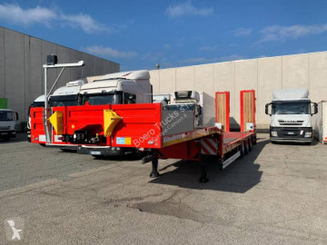 Semitrailer maskinbärare Kässbohrer ny