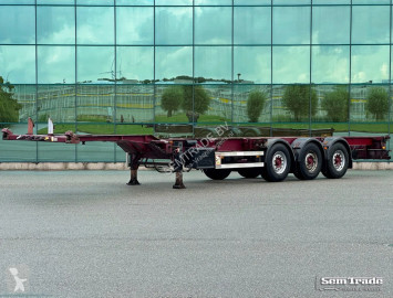 Semi remorque porte containers Renders