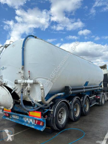 Semitrailer tank pulverformig Spitzer