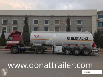 Semitrailer tank råolja Donat ny