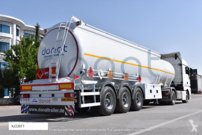 Semirimorchio cisterna idrocarburi Donat nuovo