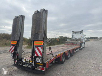 Semitrailer maskinbärare Faymonville