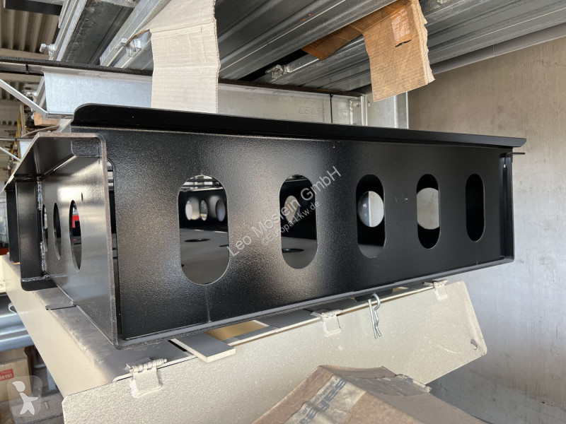 Semitrailer Staufach für Alu- Rampen
