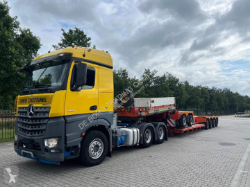 Semitrailer maskinbärare Goldhofer