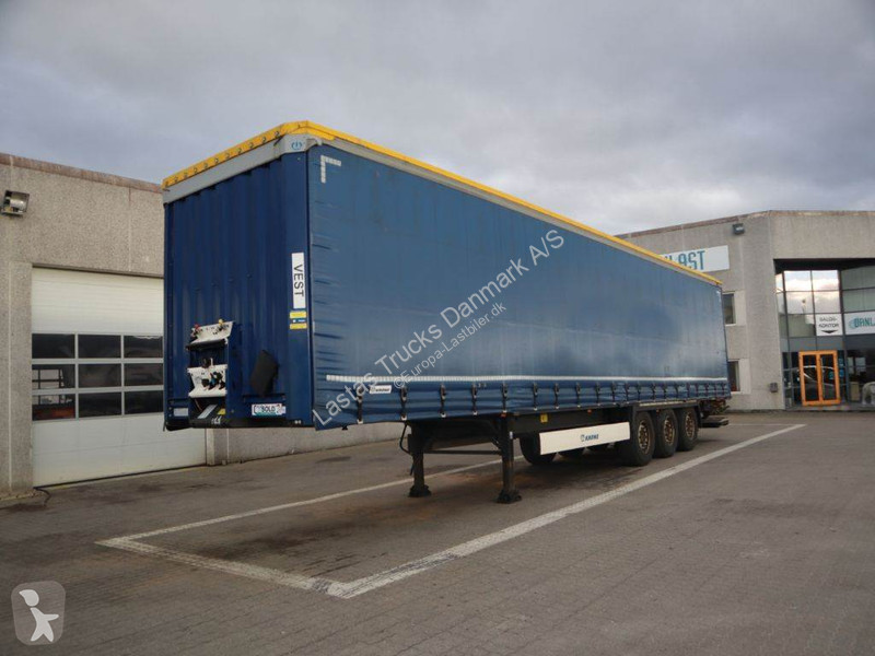 Semitrailer Krone 3 axle curtainside trailer