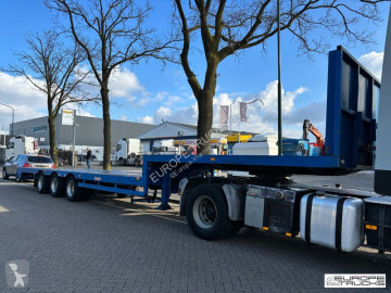 Semitrailer maskinbärare Nooteboom