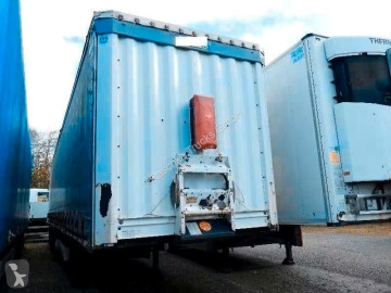Krone tautliner semi-trailer