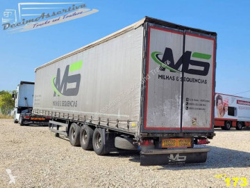 Полуремарке подвижни завеси Lecitrailer