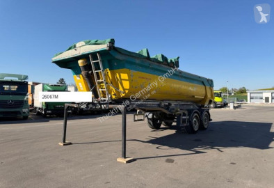 Semitrailer flak Schwarzmüller