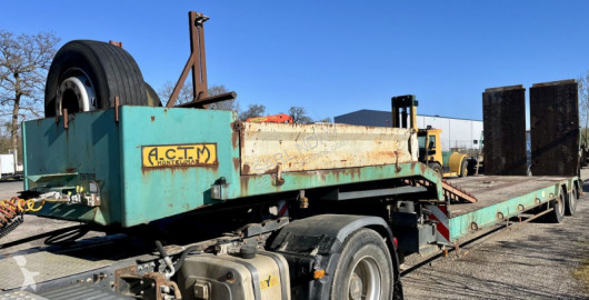 Semi remorque porte engins ACTM