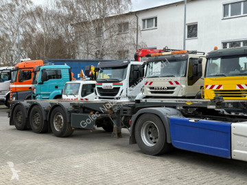 Полуремарке контейнеровоз Broshuis