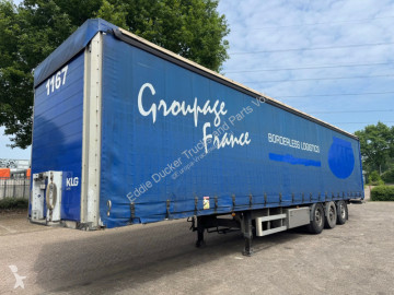 Полуремарке подвижни завеси Tracon Uden