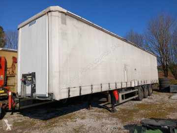 Полуремарке подвижни завеси Total Trailers