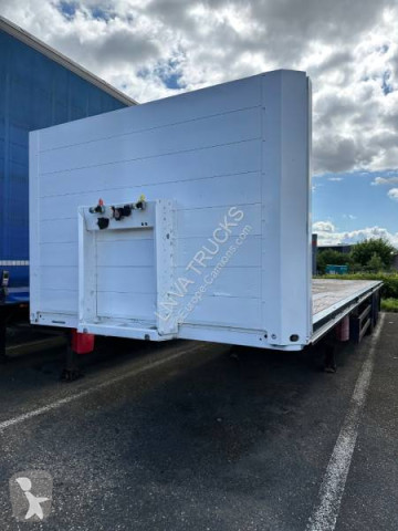 Полуремарке платформа камион за превоз на бира Schmitz Cargobull