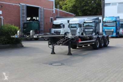 Semi remorque Kögel Multi Container Chassis Port 45 Triplex