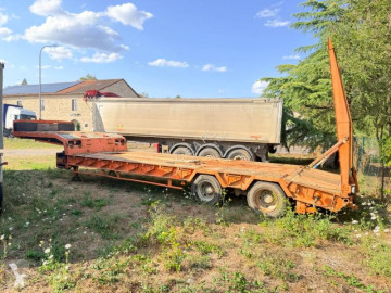 Semi remorque porte engins ACTM