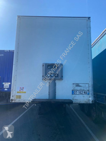 نصف مقطورة Fruehauf