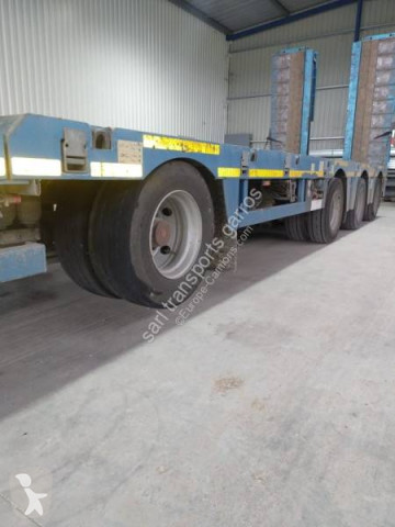 Semi remorque porte engins Nooteboom