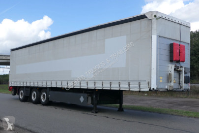 Напівпричіп Schmitz Cargobull SCB*S3T + PALFINGER F3-203 PX | 895 Hours | 2015 | Tautliner | 2013 | RoofSafetyAirBag | Lift Axle | Steering Axle | TUV/MOT/APK