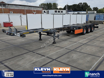 Semitrailer containertransport Broshuis