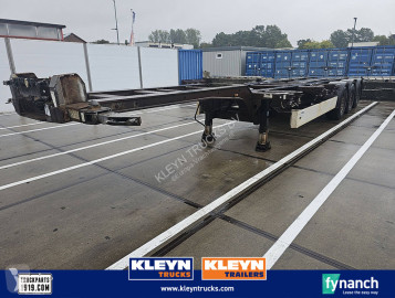 Semi remorque porte containers Kögel