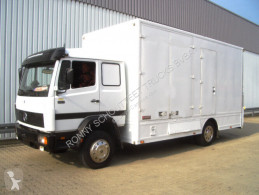 Kamion přívěs pro přepravu dobytka L 1117 4x2 NSW/Umweltplakette Rot
