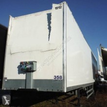 Semi remorque Samro fourgon accidentée