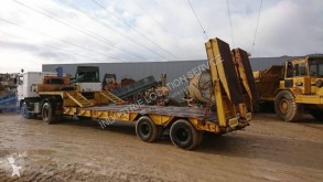 Kaiser extensible semi-trailer used heavy equipment transport