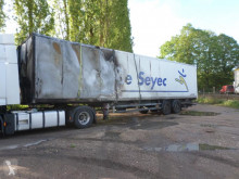 Samro SD28MH semi-trailer damaged box