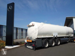 Semi remorque citerne Willig 3S4305 3 Achsen 4 Kammern 43.150 Liter