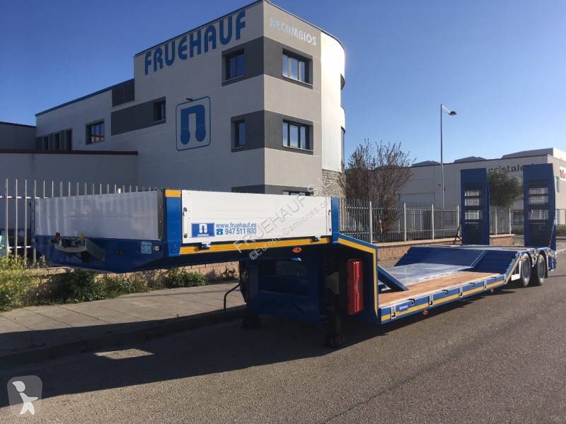 Semitrailer N Fruehauf GONDOLA PORTAMAQUINAS