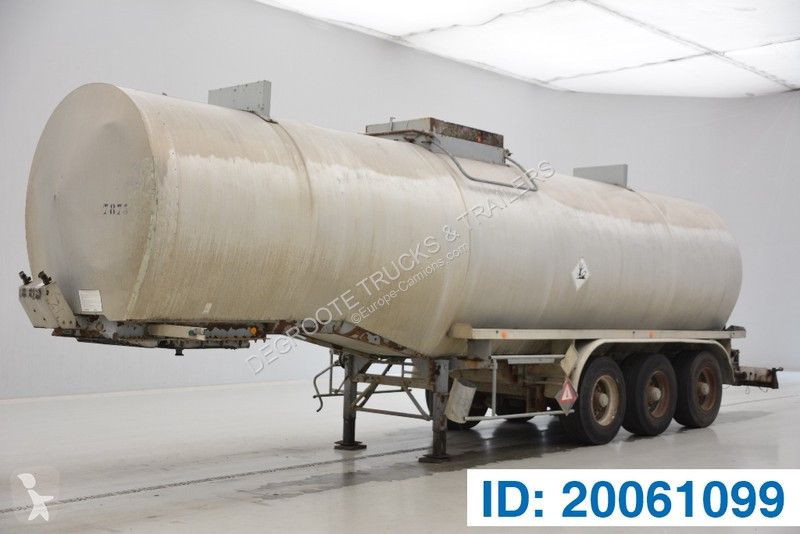 Semi remorque Fruehauf Bitumen tank trailer