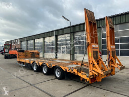 Moeslein Semi-Dieplader | 3x SAF | Ramps | APK semi-trailer used heavy equipment transport