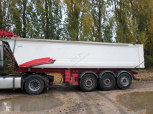 Benalu Non spécifié semi-trailer damaged half-pipe
