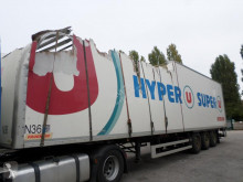 نصف مقطورة Fruehauf O40FHFSM245R153 عربة مقفلة متعرضة لحادث