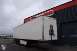 Semi remorque fourgon Fruehauf FOURGON RIDEAU COULISSANT