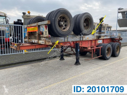 Semi remorque porte containers Skelet 20 ft