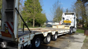 Ensemble routier porte engins MAN
