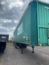 Trailor tautliner semi-trailer
