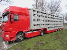 Полуремарке камион за превоз на едър рогат добитък Pezzaioli SBA**