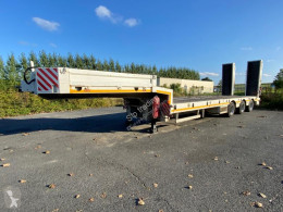 Heavy equipment transport semi-trailer
