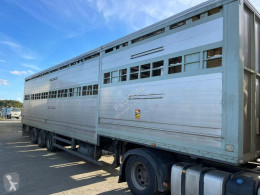 Полуремарке Guitton BHY2NXS камион за превоз на едър рогат добитък втора употреба