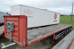 Fruehauf flatbed semi-trailer